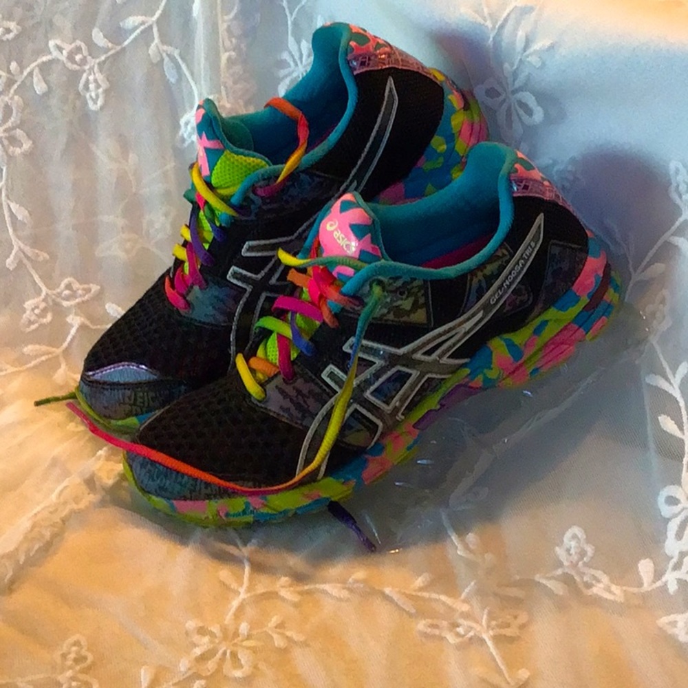 ASICS Gel-Noosa Tri-8